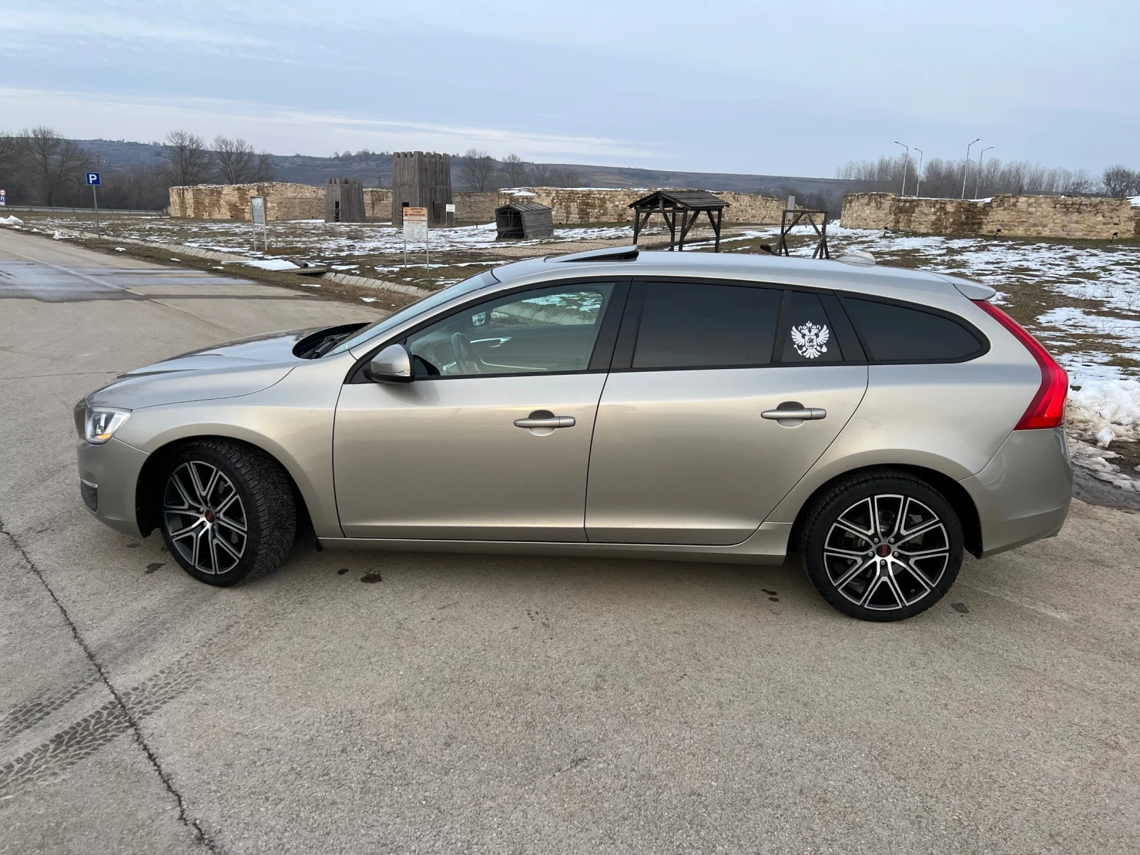 Volvo V60 2.0D D4-181hp - изображение 9