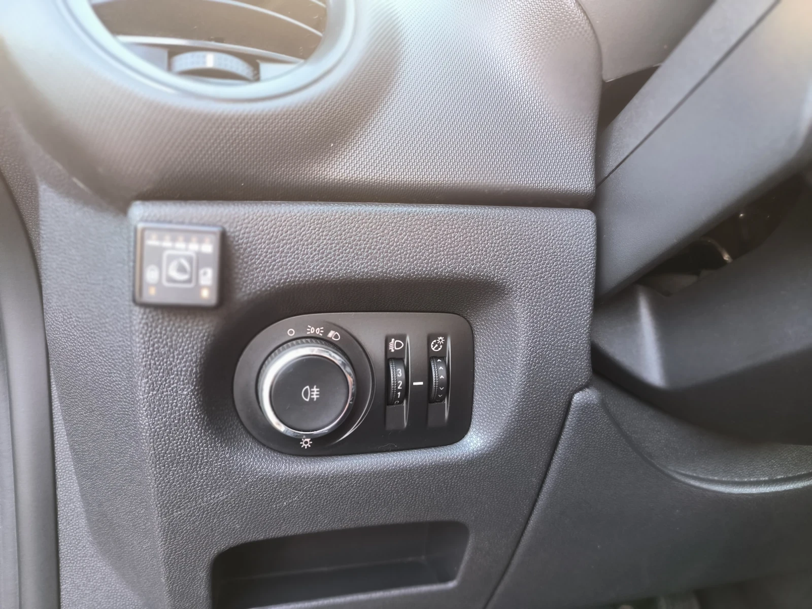 Opel Corsa 1.2 Газ-Бензин  - изображение 10