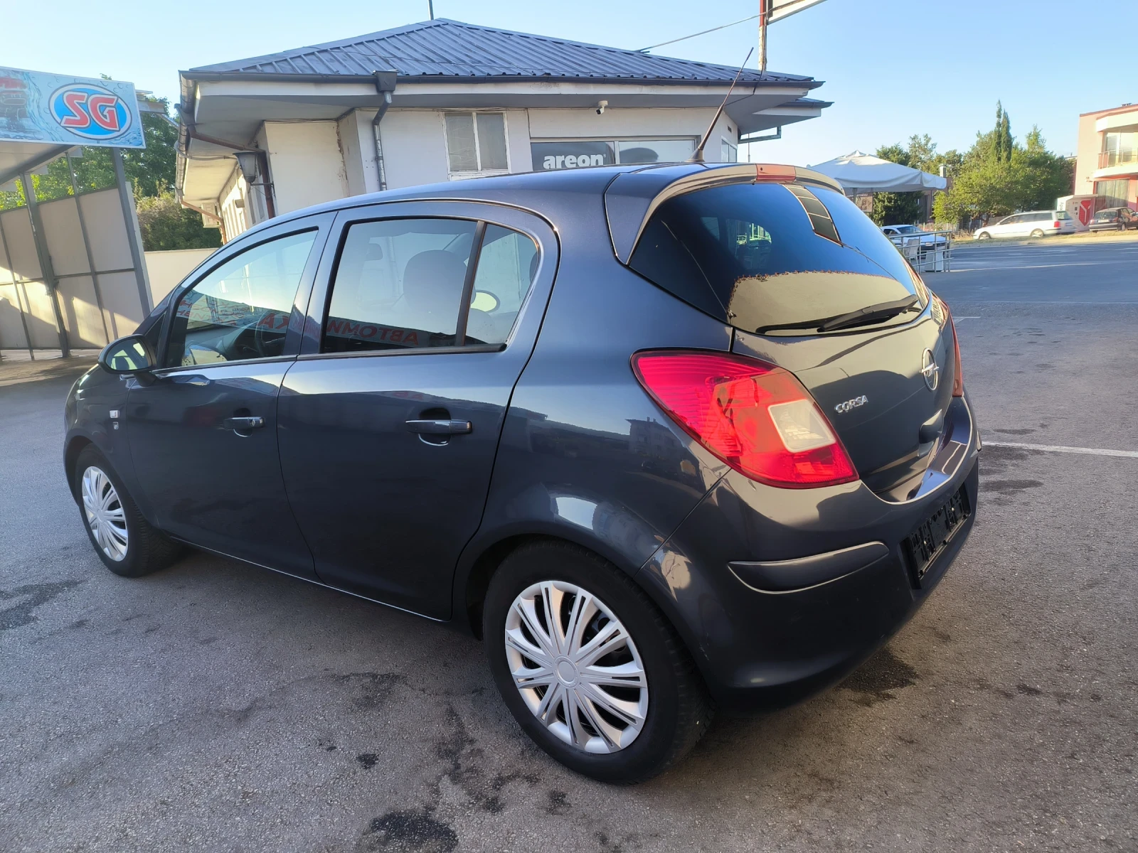 Opel Corsa 1.2 Газ-Бензин  - изображение 6