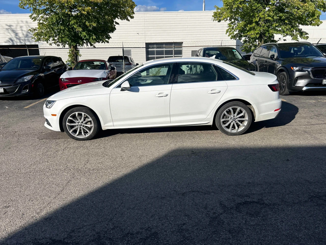 Audi A4 * CARFAX * АВТО КРЕДИТ * ЦЕНА ДО БГ! - изображение 4