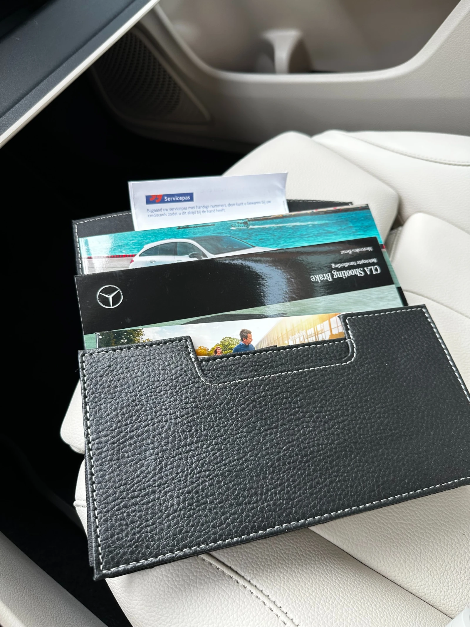 Mercedes-Benz CLA 180 Black Friday! Shooting Brake Luxury Night Digital  | Mobile.bg   16