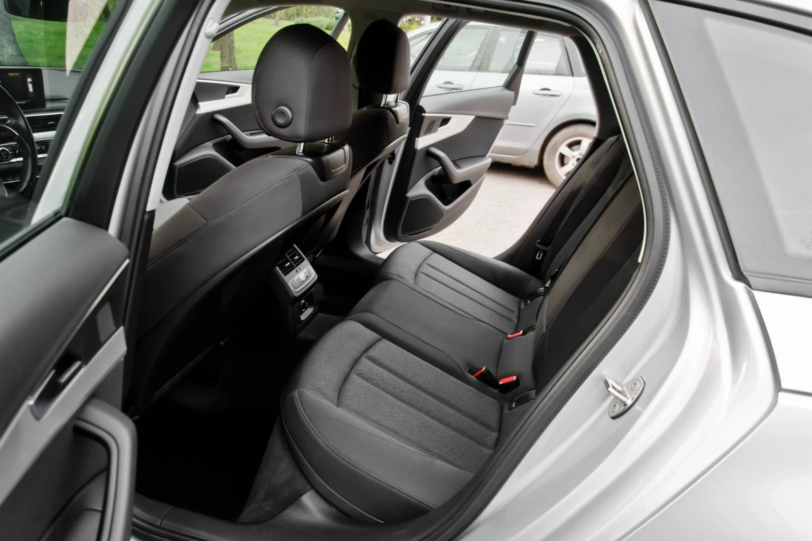 Audi A4 2.0d 190.. QUATTRO | Mobile.bg   11