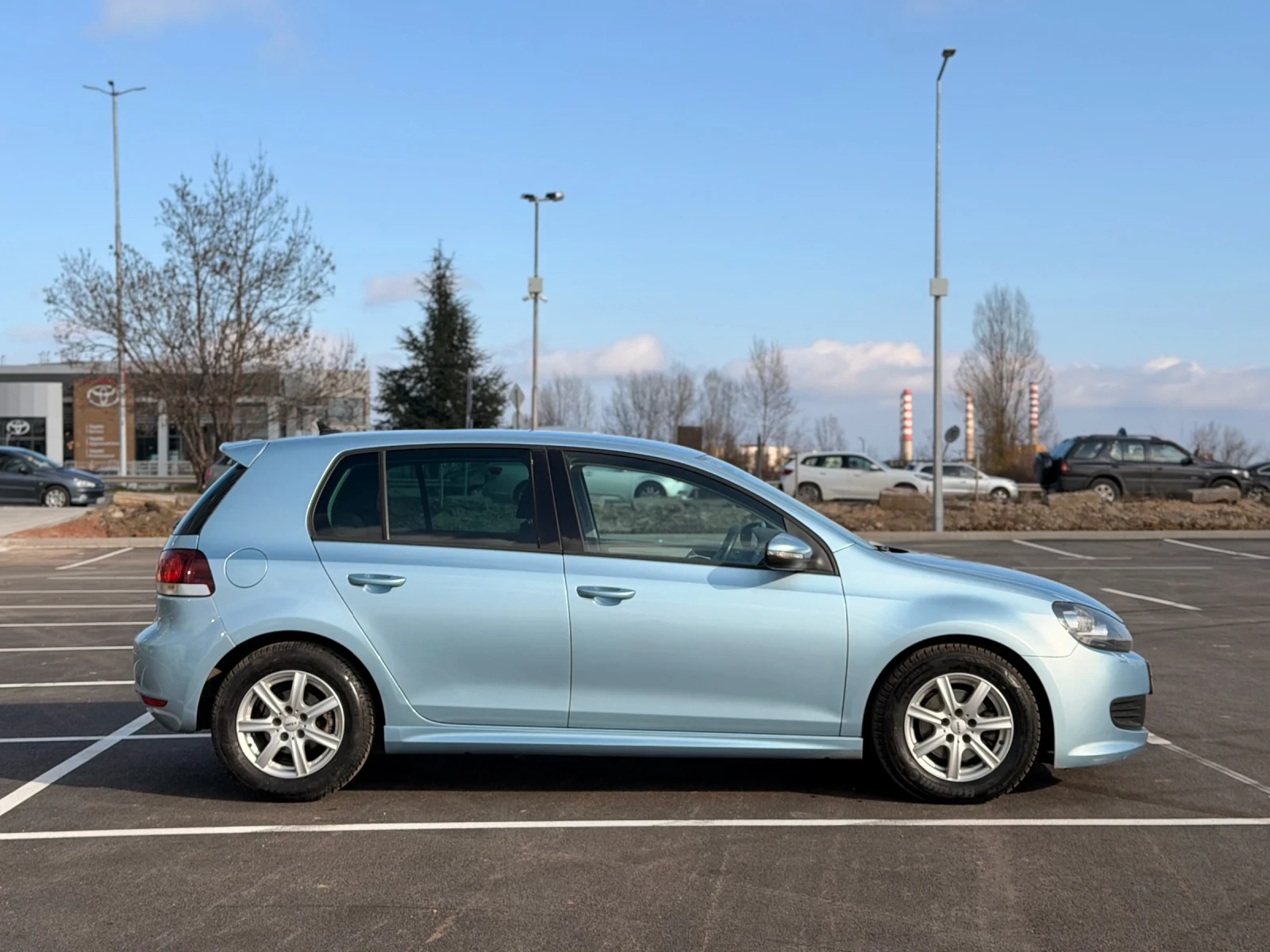 VW Golf 1.6TDi-Sport-сервизна история, Лизинг - изображение 5