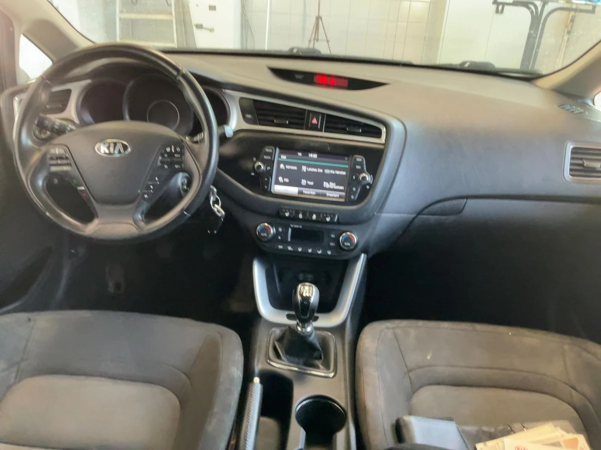 Kia Ceed 1.0 TGDI - изображение 3