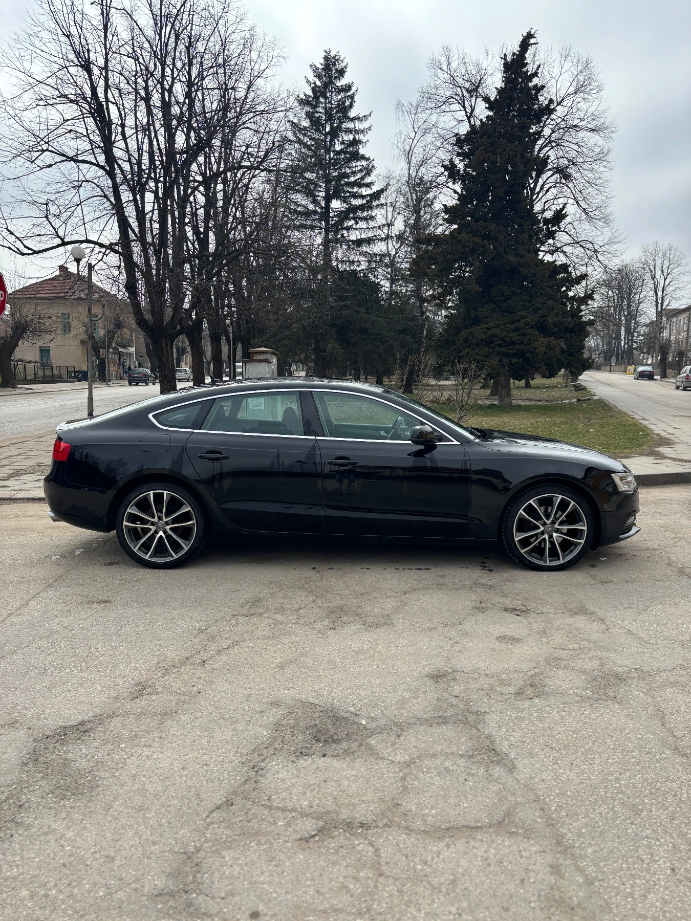 Audi A5 Sportback, keyless, distronic, снимка 7 - Автомобили и джипове - 53850997