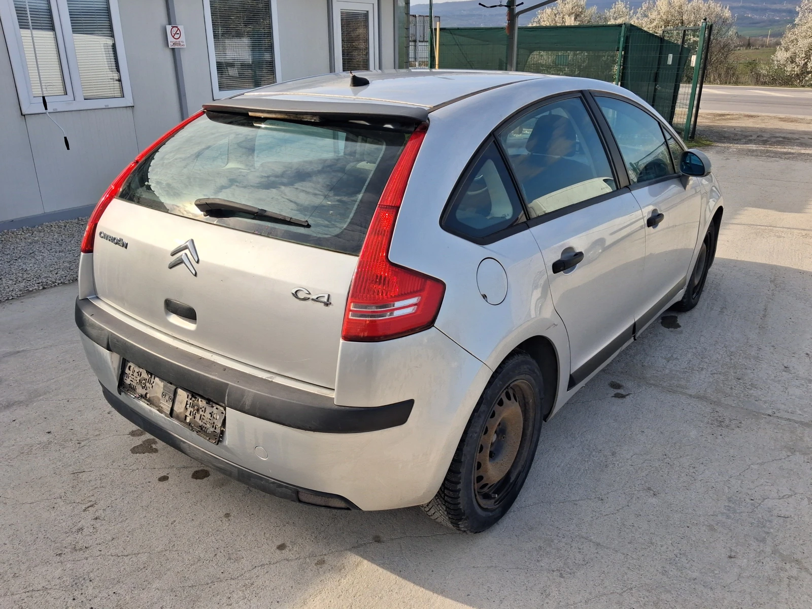 Citroen C4 1.4i 16v 88к.с., снимка 4 - Автомобили и джипове - 54063069