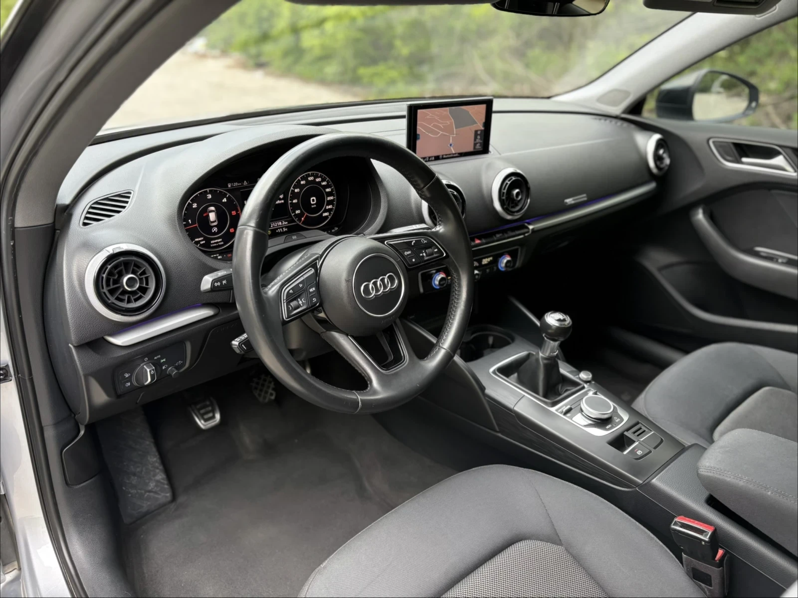 Audi A3 * S-LINE * MATRIX * DIGITAL * СЕРВИЗНА ИСТОРИЯ * , снимка 7 - Автомобили и джипове - 54391893