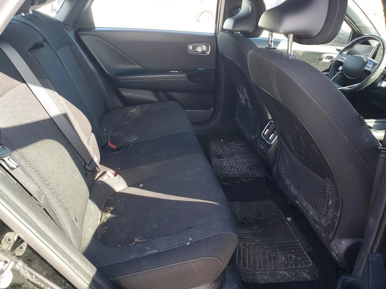 Hyundai Ioniq 6 SE Standard Range RWD, снимка 10 - Автомобили и джипове - 54397841