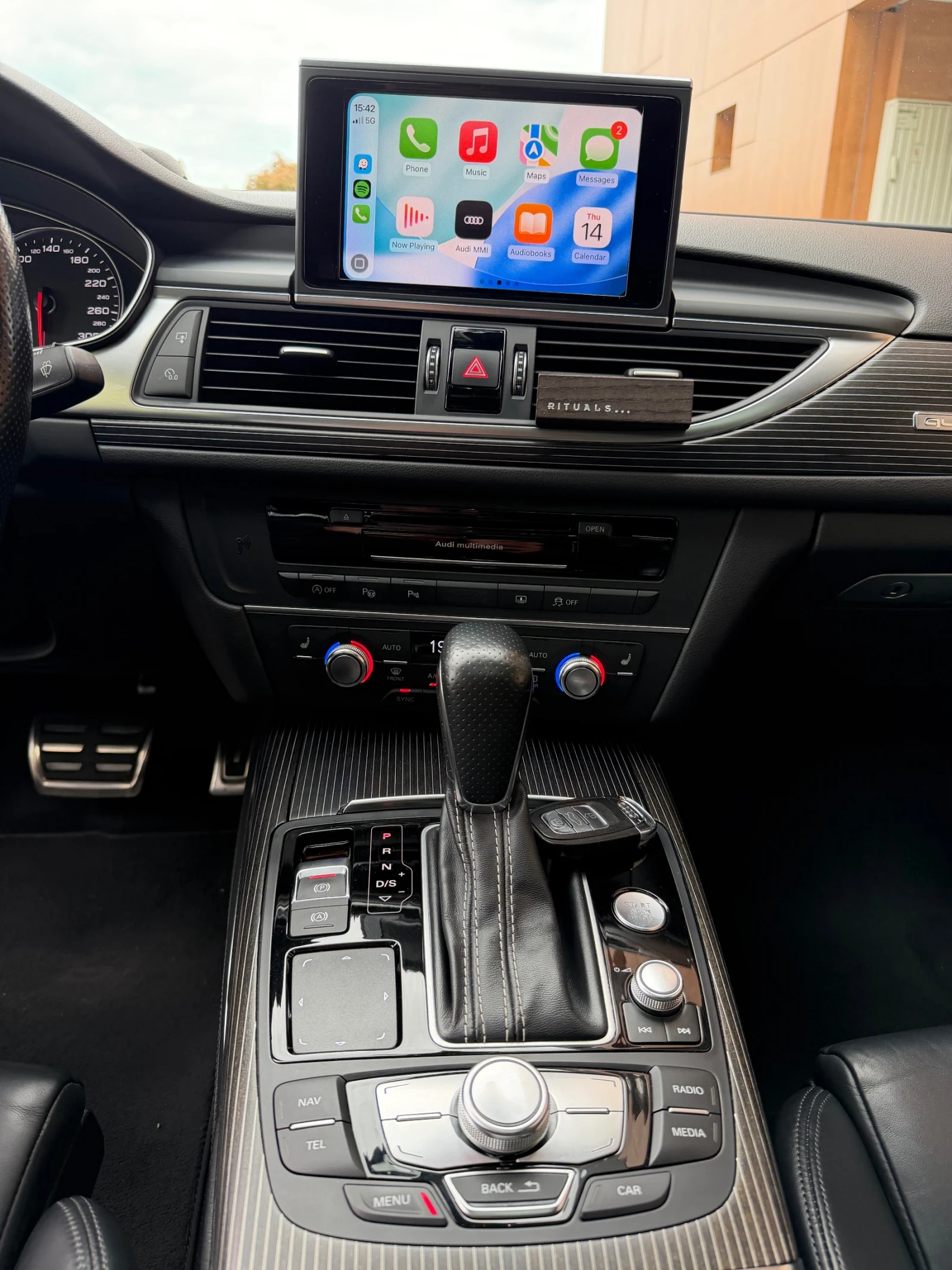 Audi A6 3.0 TDI FACELIFT QUATTRO FULL , снимка 11 - Автомобили и джипове - 54554267