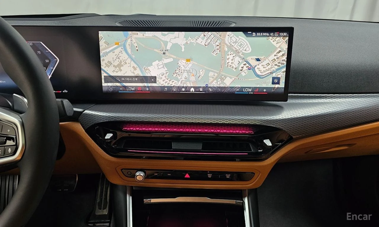 BMW 320 i* M* SPORT* ПОДГРЕВ* НАВИГАЦИЯ, снимка 7 - Автомобили и джипове - 54923553
