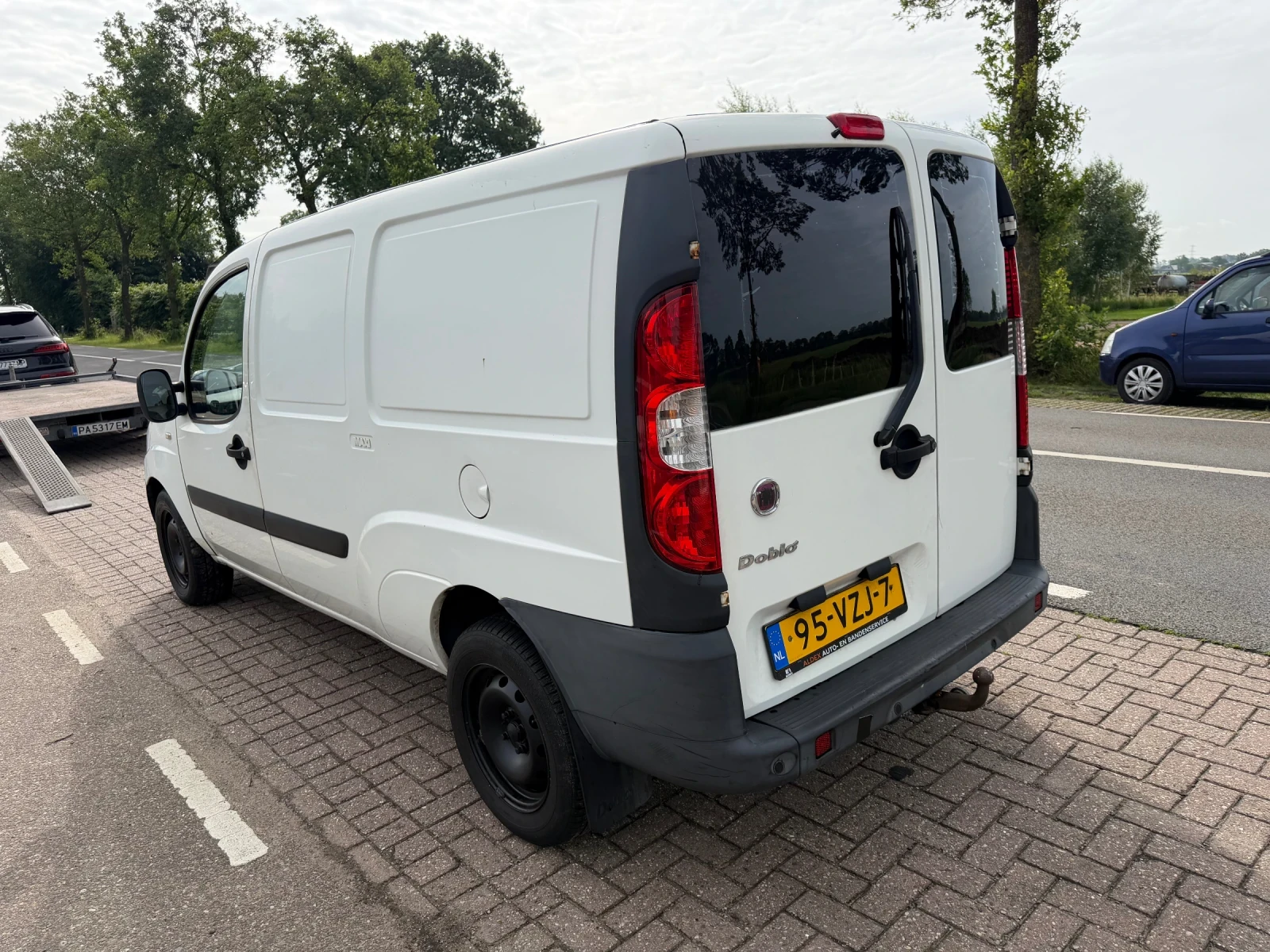 Fiat Doblo 1.9JTD MAXI 120 k.c. КЛИМАТИК, снимка 9 - Автомобили и джипове - 54934278