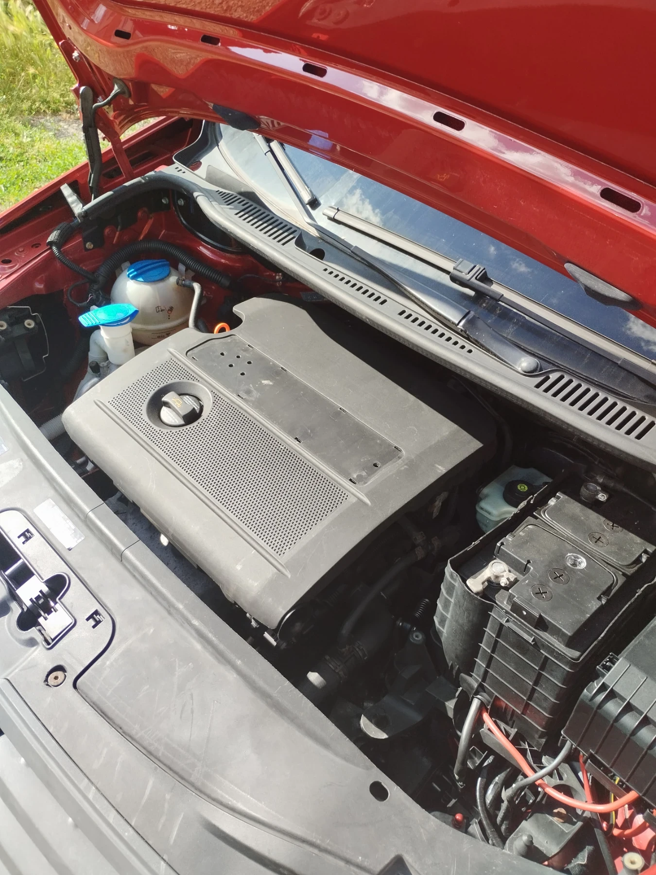VW Caddy, снимка 6 - Автомобили и джипове - 55176774