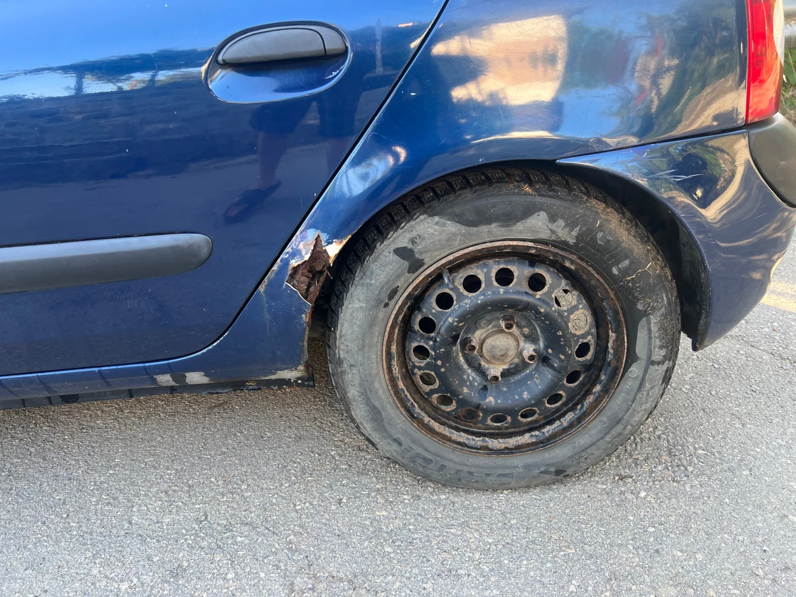 Renault Clio 1.2 16v, снимка 3 - Автомобили и джипове - 55435167
