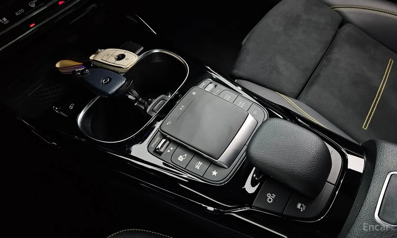 Mercedes-Benz CLA 45 AMG 4MATIC* HUD* Подгрев, снимка 8 - Автомобили и джипове - 55737368