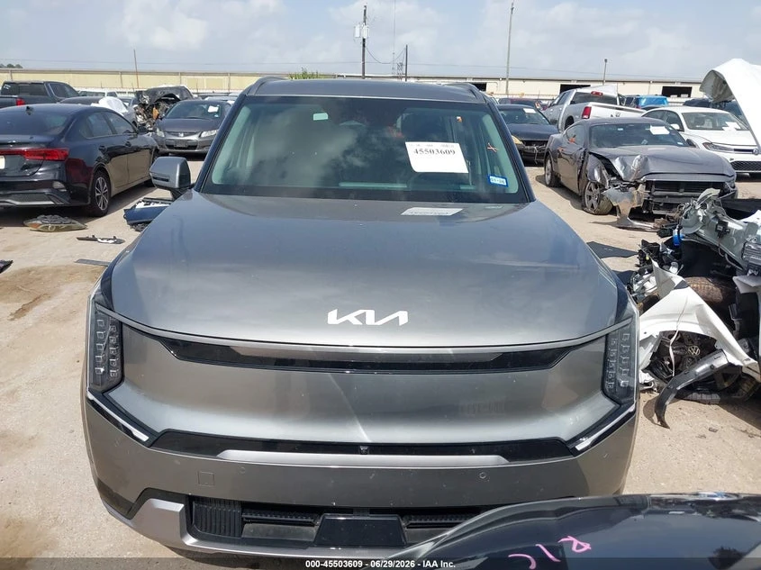Kia EV9 Land, снимка 13 - Автомобили и джипове - 55812580