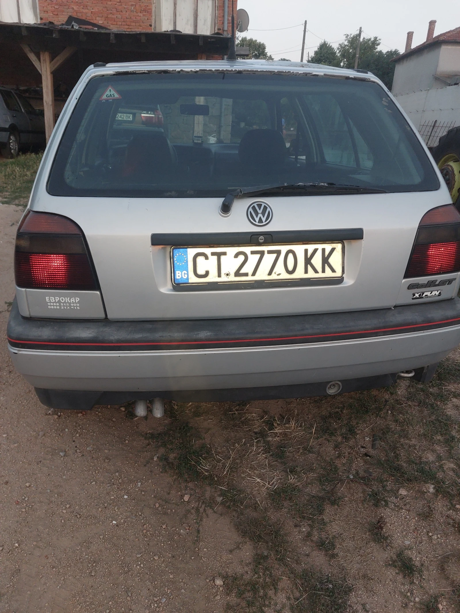 VW Golf 1.6.101.GT, снимка 4 - Автомобили и джипове - 55890490