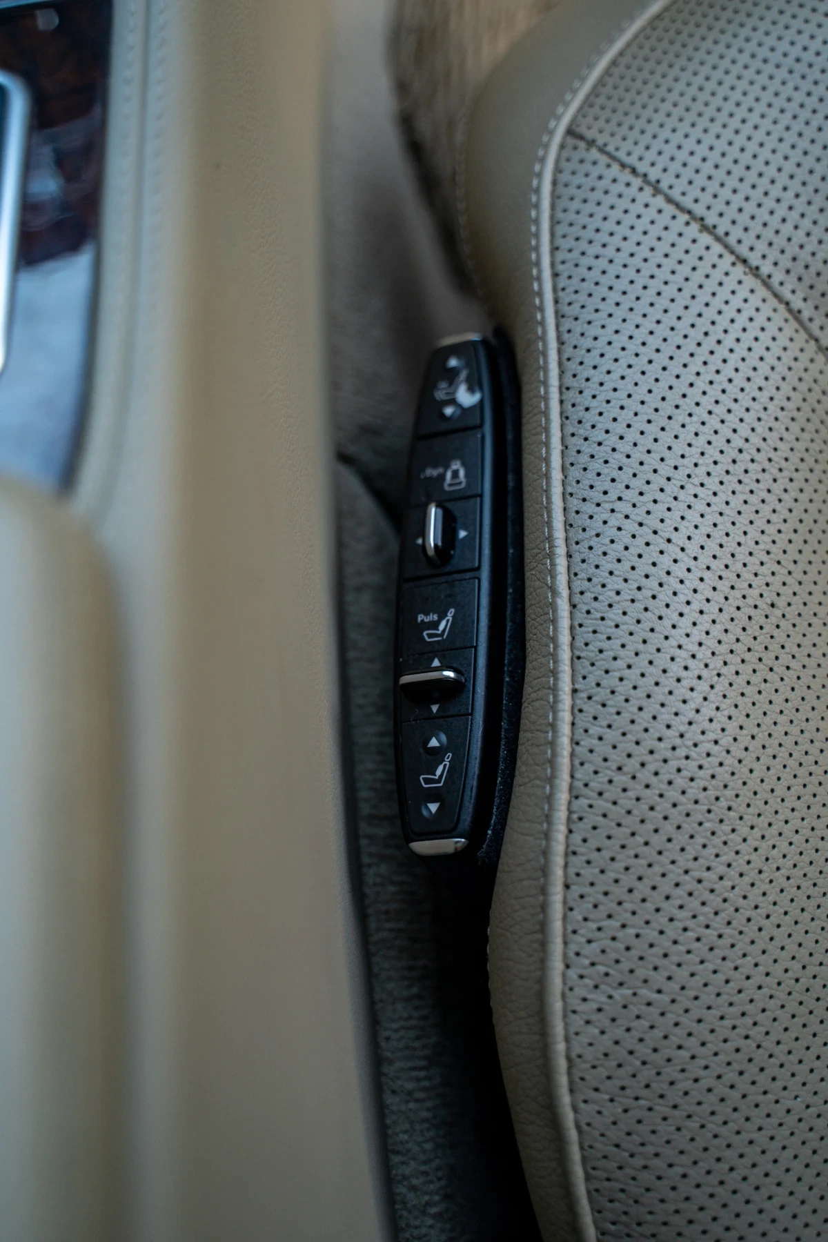 Mercedes-Benz CLS 350, снимка 10 - Автомобили и джипове - 56214314