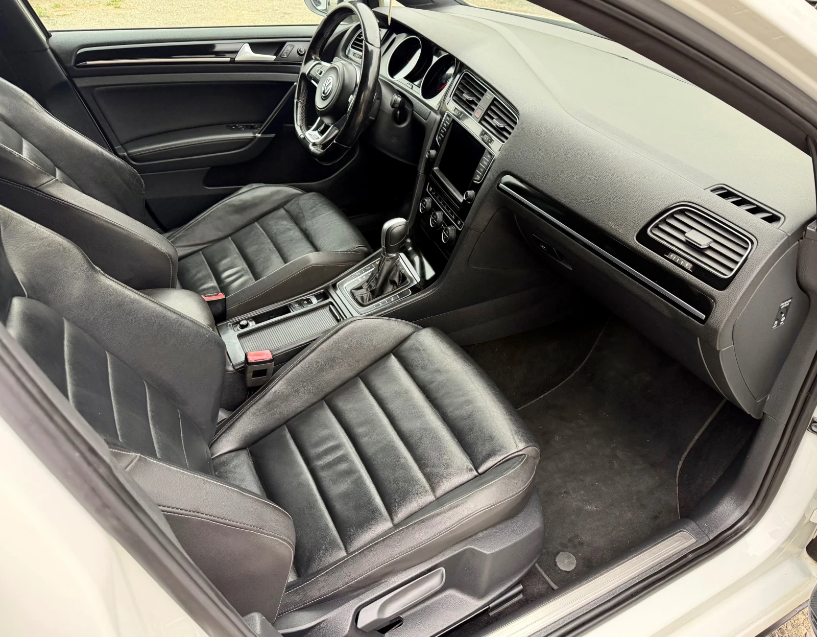 VW Golf VII 2.0GTD FULL ЛИЗИНГ !!, снимка 12 - Автомобили и джипове - 56227065