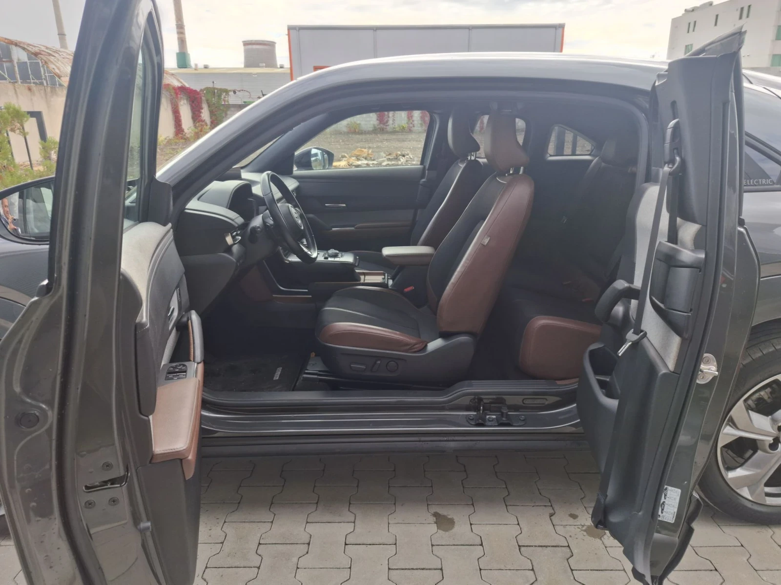 Mazda MX-30 36kw* * Exclx, снимка 11 - Автомобили и джипове - 56507572