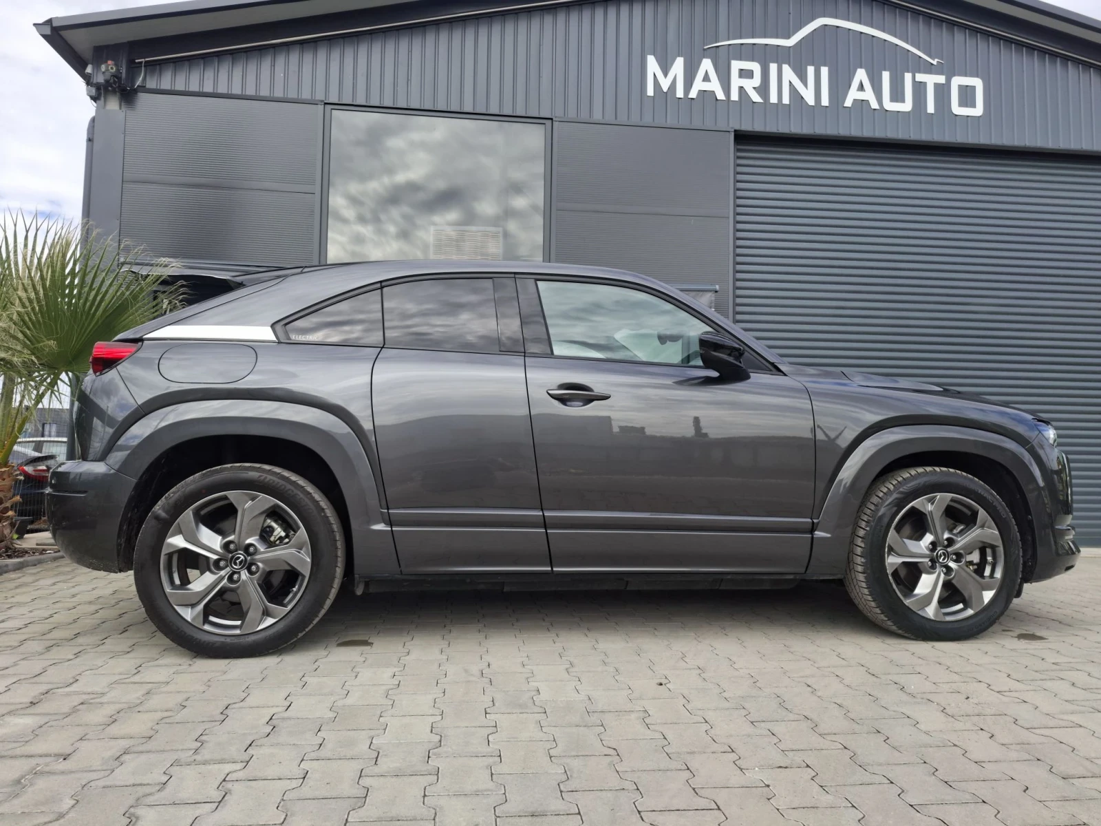 Mazda MX-30 36kw* * Exclx, снимка 8 - Автомобили и джипове - 56507572