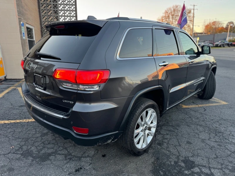 Jeep Grand cherokee LIMITED* ПОДГРЕВ* КОЖА* 360КАМЕРА* КЕЙЛЕС* ЕЛ* СЕД, снимка 3 - Автомобили и джипове - 47970833