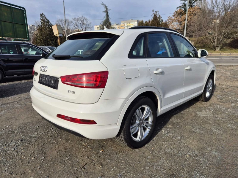 Audi Q3 1.4TFSI Автомат, снимка 5 - Автомобили и джипове - 48529245