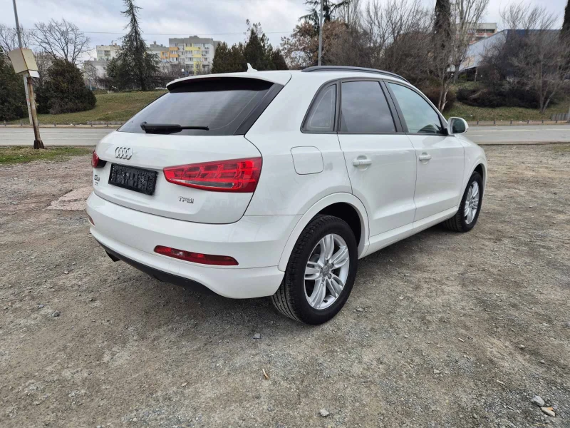 Audi Q3 1.4TFSI Автомат, снимка 5 - Автомобили и джипове - 48529245