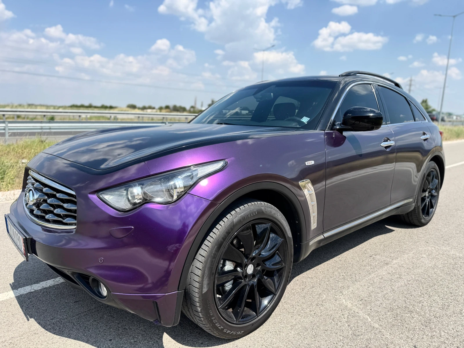 Infiniti Fx 30 D S / FULL / DISTRONIC / 360 / BOSE / FULL SERVICE - изображение 3