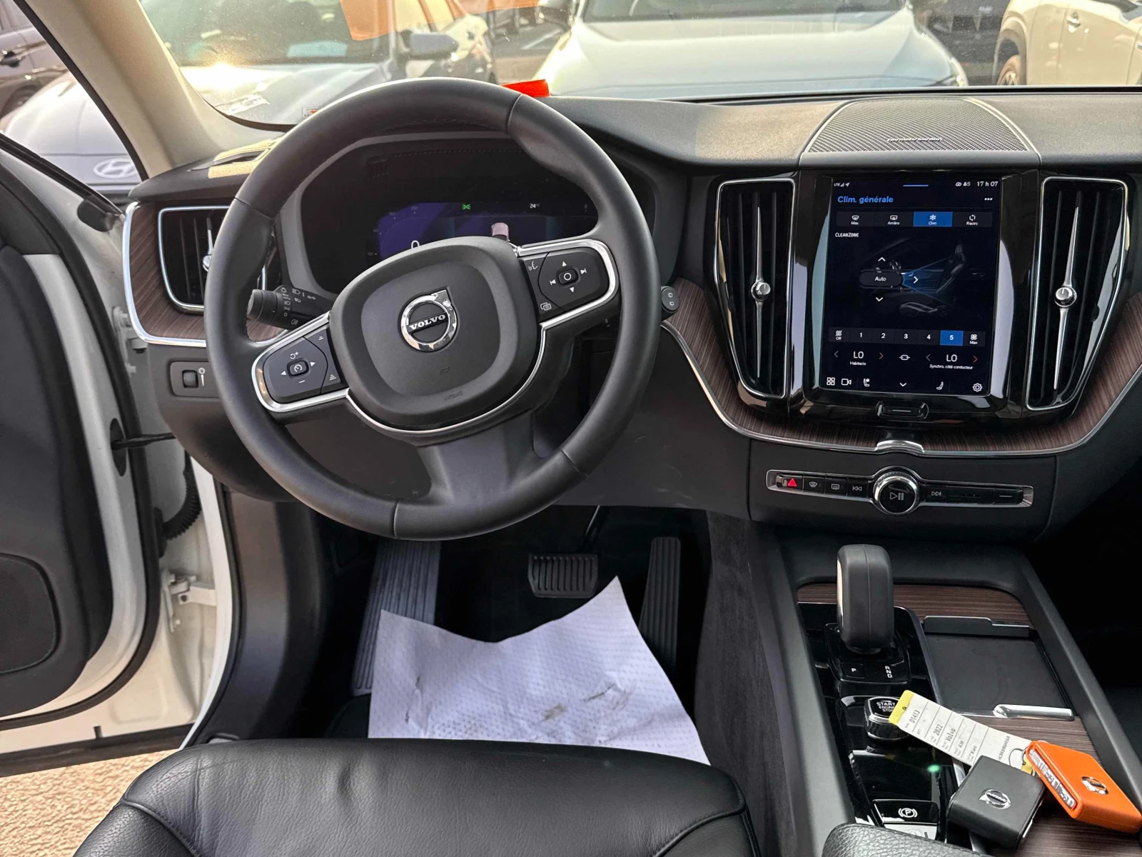 Volvo XC60 CARFAX * * АВТО КРЕДИТ * *  - изображение 7