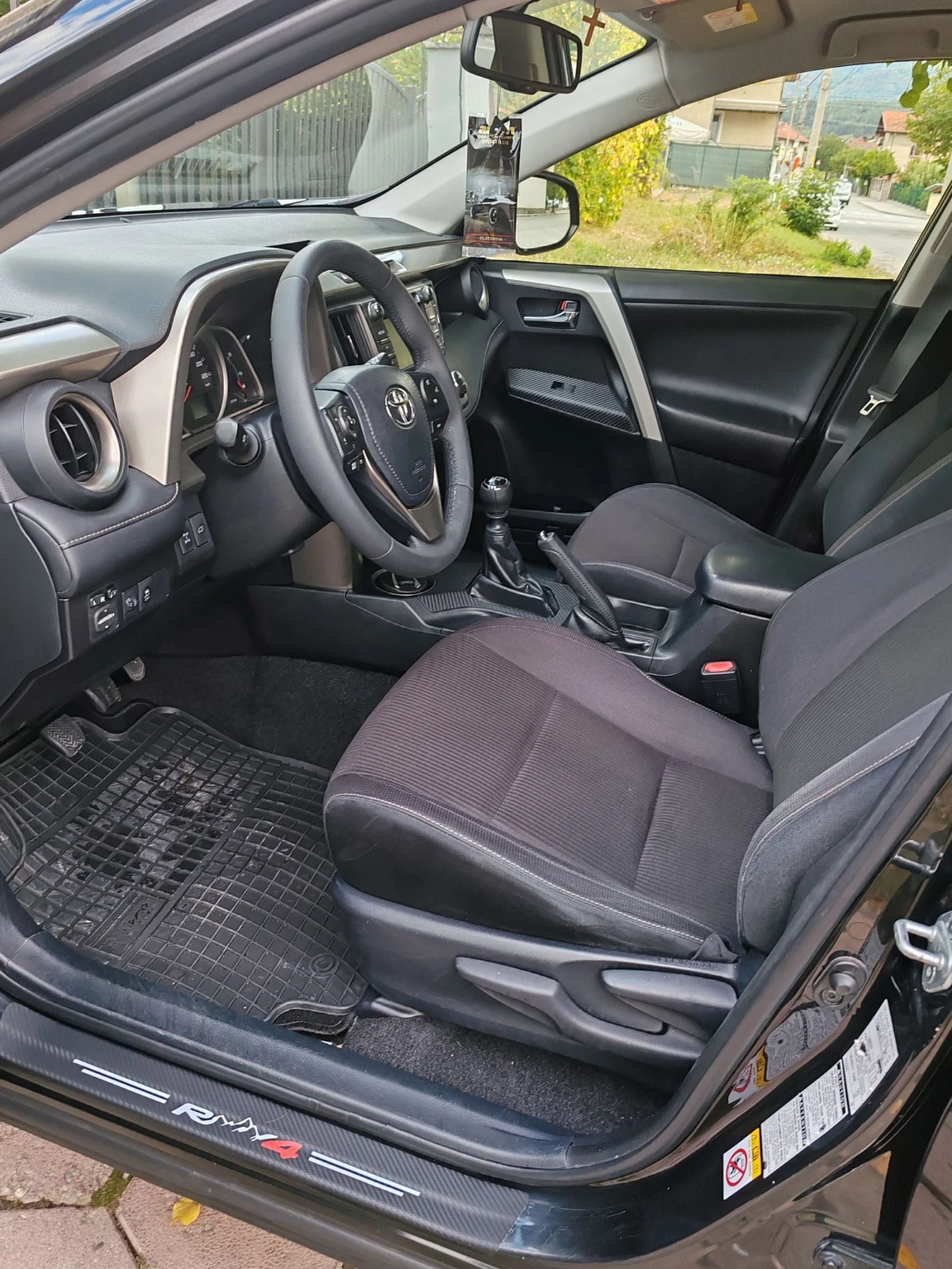 Toyota Rav4 2.2 D4D - изображение 9