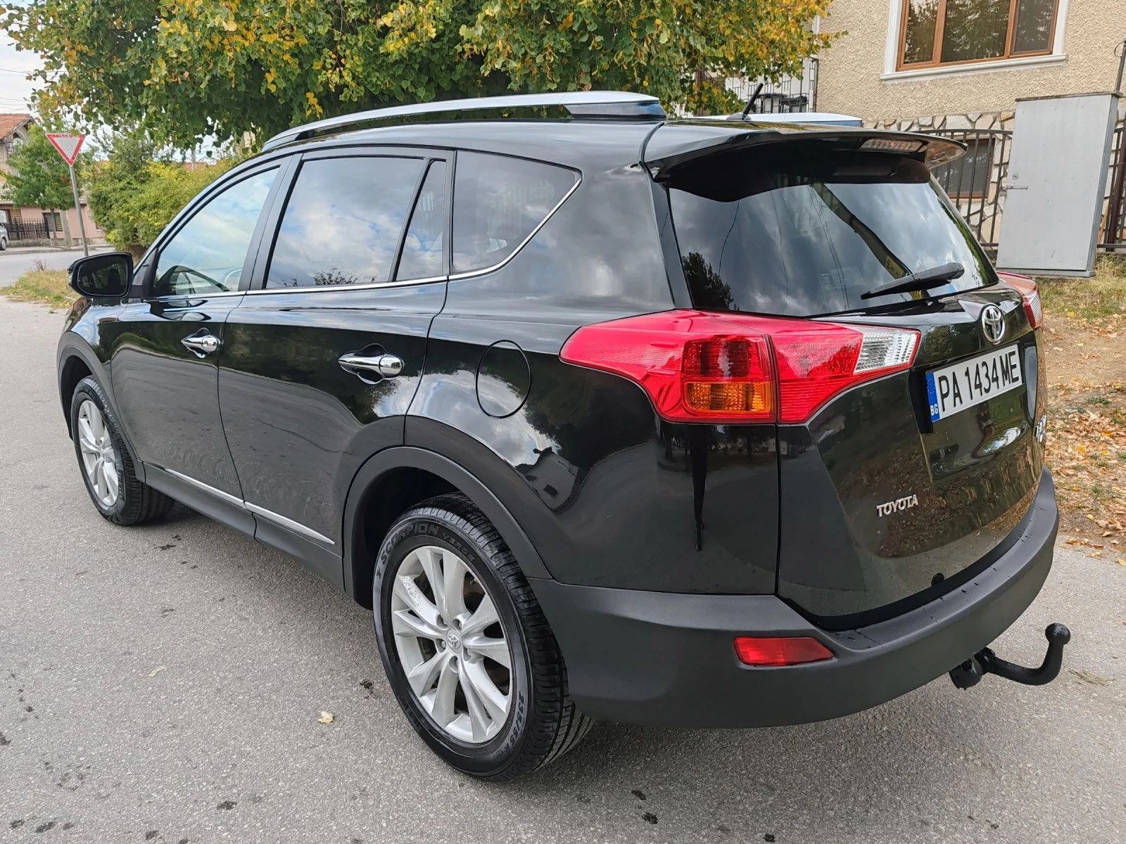 Toyota Rav4 2.2 D4D - изображение 5
