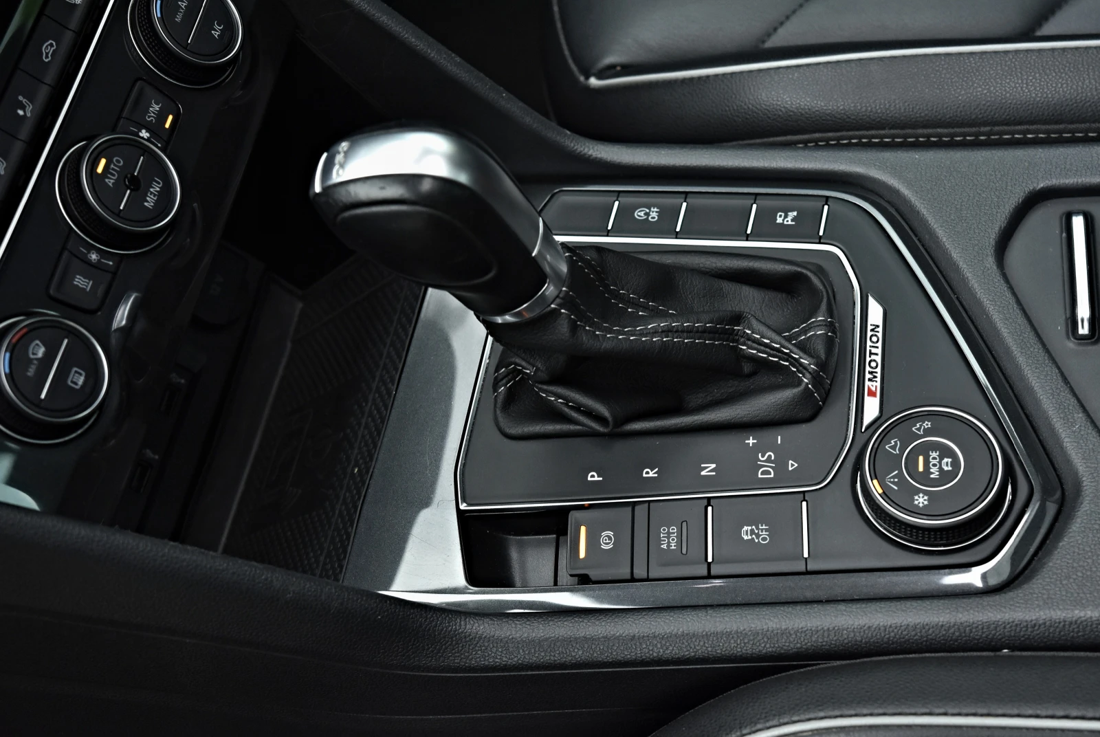 VW Tiguan 2.0TDI/3xR Line/4motion/Distronic/Cam360/Panorama | Mobile.bg � ����������� 12