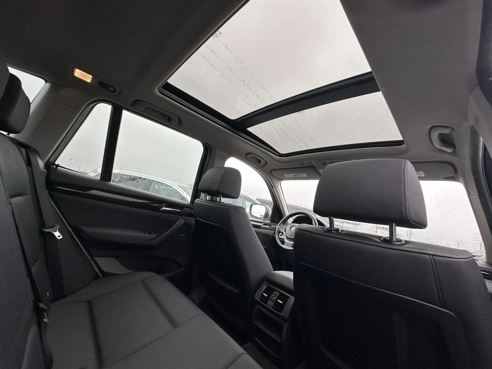 BMW X3 3.5i  - изображение 10