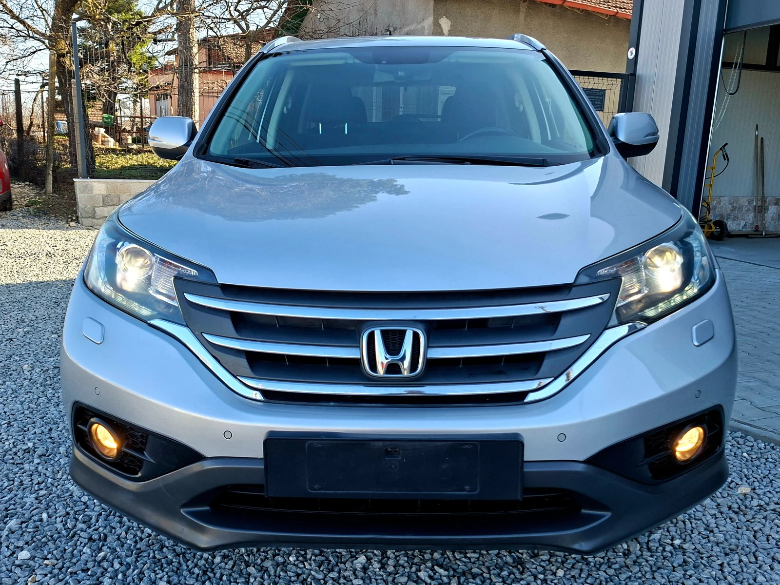 Honda Cr-v 2.2iDTEC 4x4 6ск. ALCANTARA* ПОДГРЕВ* ОБДУХВАНЕ* X, снимка 2 - Автомобили и джипове - 53849873