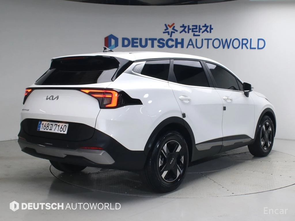 Kia Sportage 1.6* TURBO* PRESTIGE* ПОДГРЕВ* ОБДУХВАНЕ* КАМЕРА* , снимка 2 - Автомобили и джипове - 55314472
