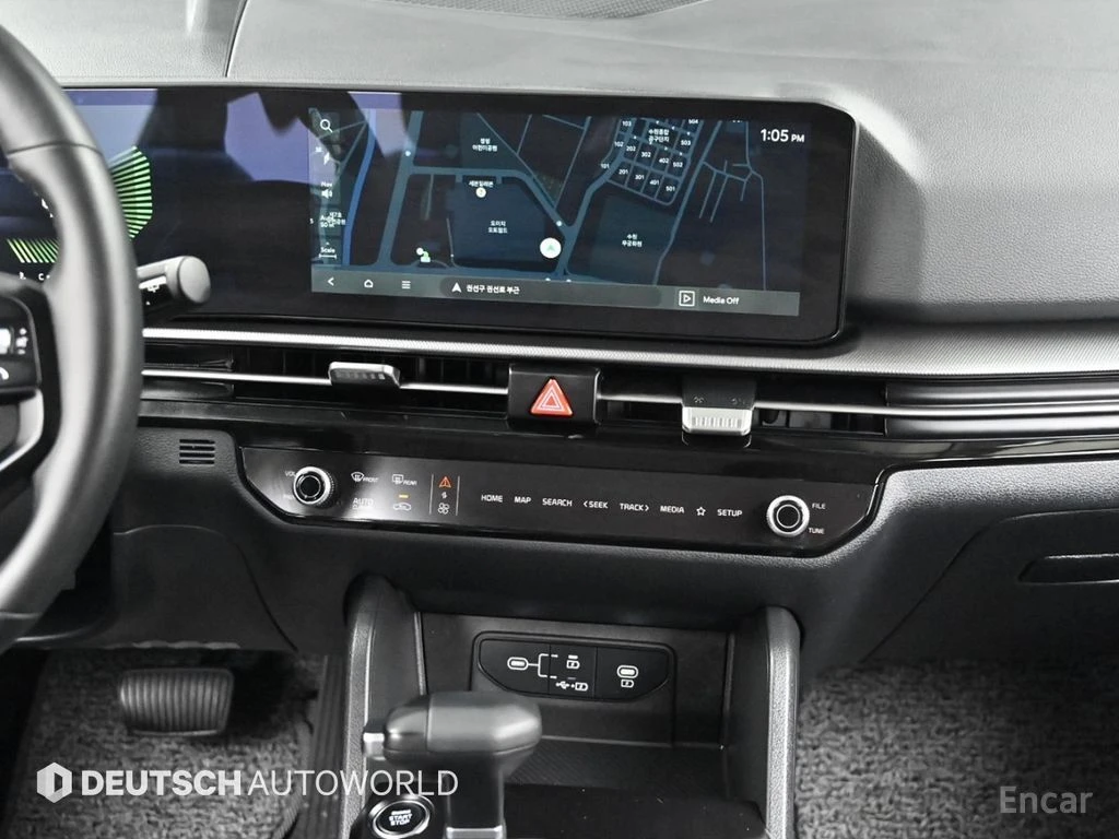 Kia Sportage 1.6* TURBO* PRESTIGE* ПОДГРЕВ* ОБДУХВАНЕ* КАМЕРА* , снимка 8 - Автомобили и джипове - 55314472