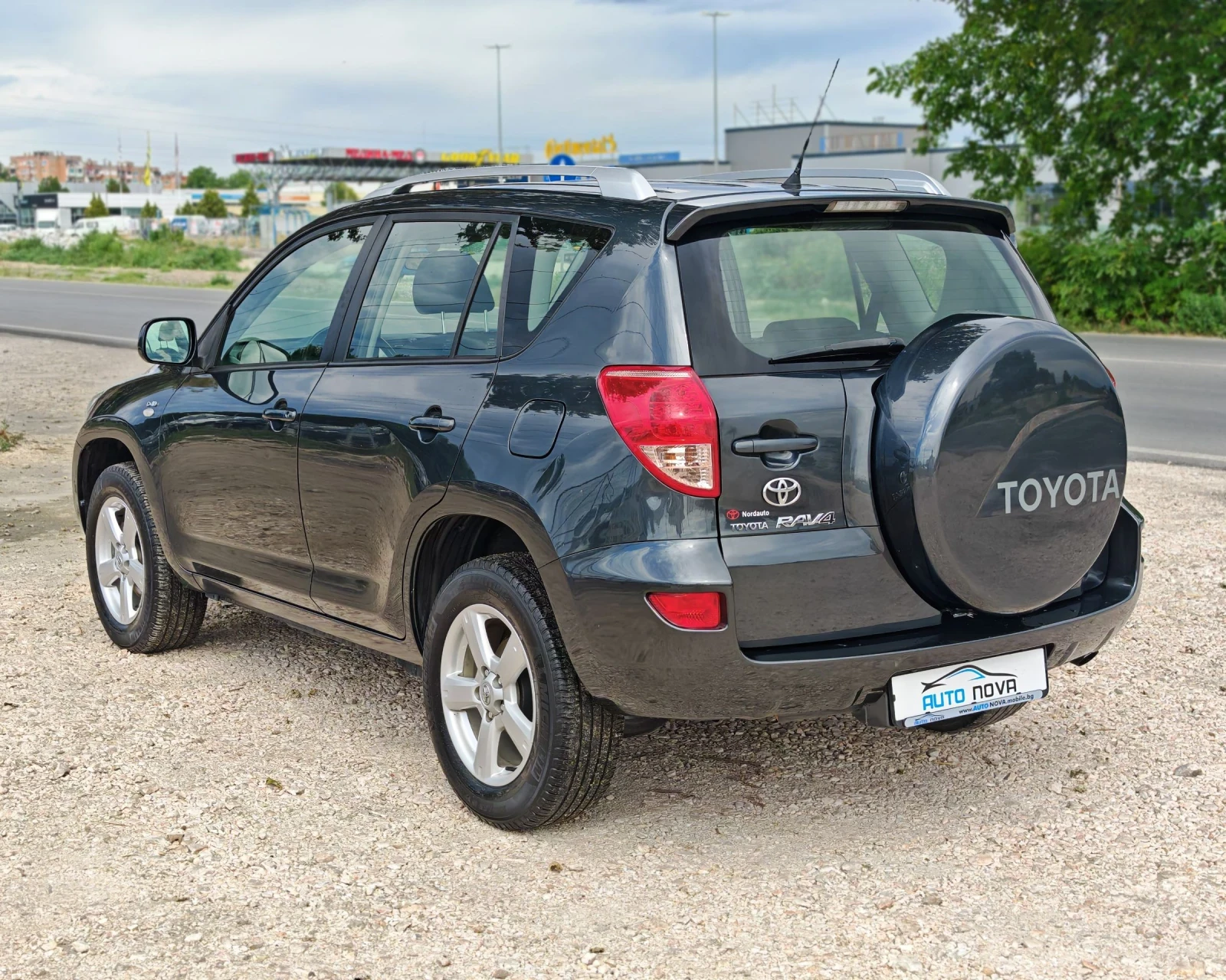 Toyota Rav4 2.2 136 К.С. ДИЗЕЛ! 4Х4! , снимка 7 - Автомобили и джипове - 55433674