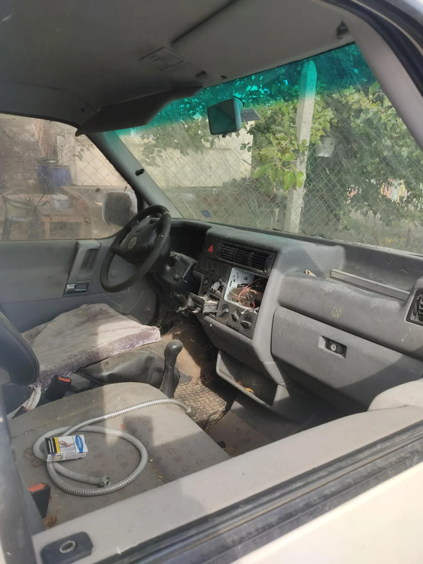 VW T4, снимка 8 - Бусове и автобуси - 54444277