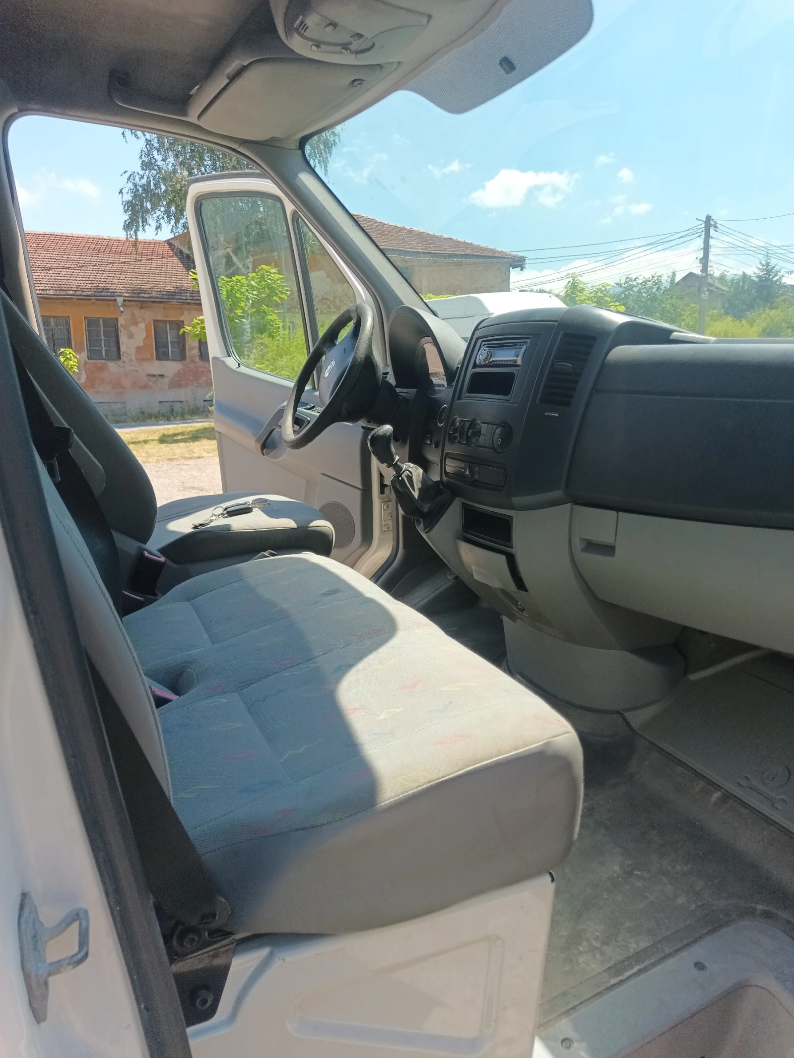 VW Crafter, снимка 11 - Бусове и автобуси - 55096073