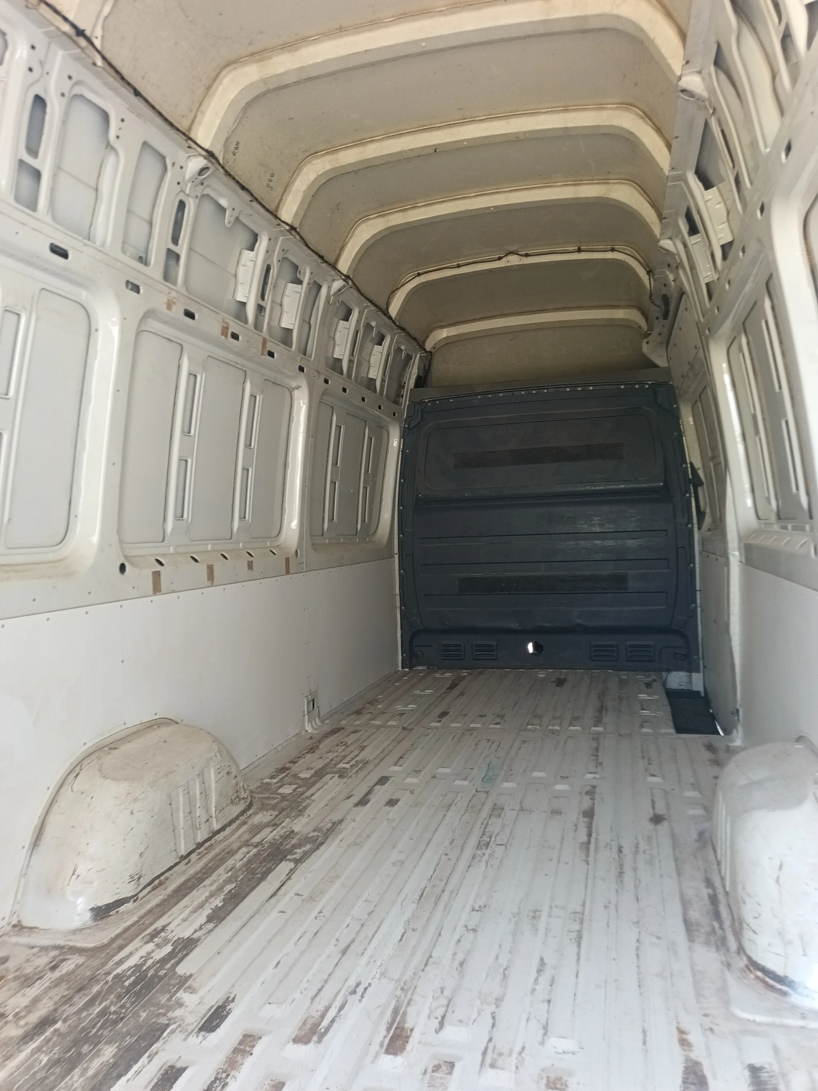 VW Crafter, снимка 7 - Бусове и автобуси - 55096073