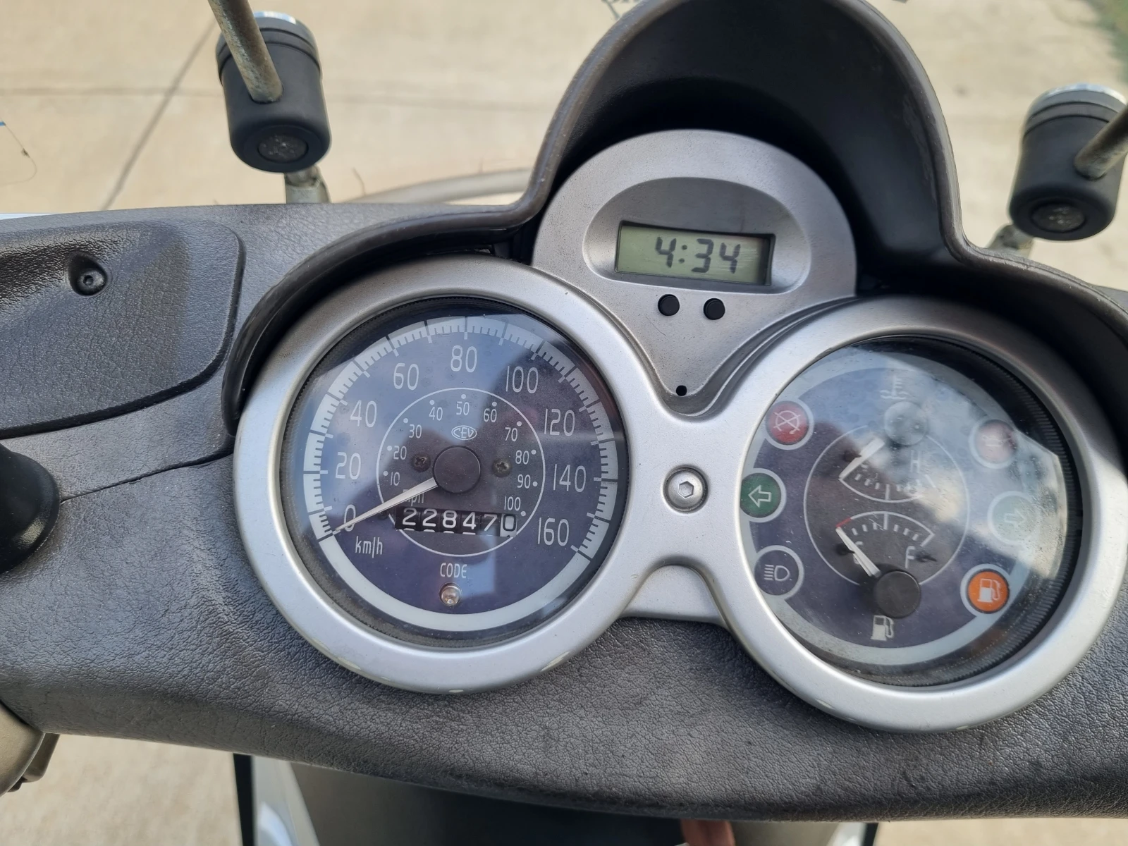 Piaggio Beverly 250 - изображение 8