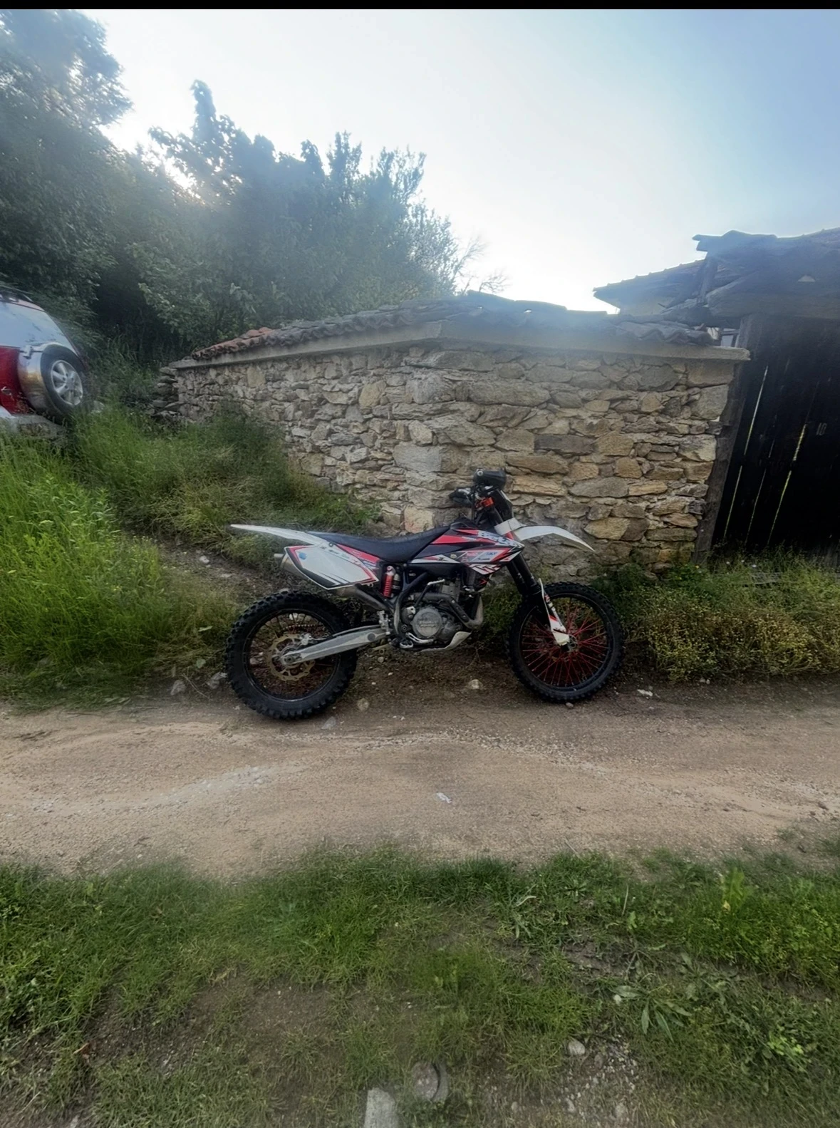 Beta Rr 525 | Mobile.bg � ����������� 1