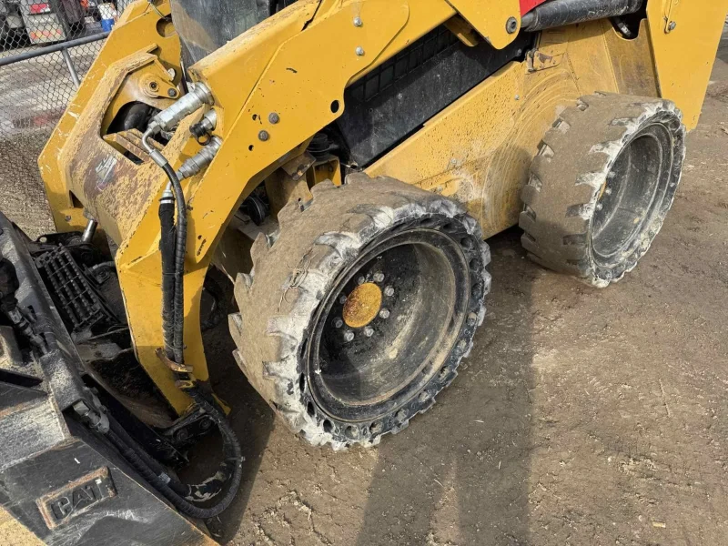 Мини челни товарачи Cat 246D3, снимка 3 - Индустриална техника - 53483239