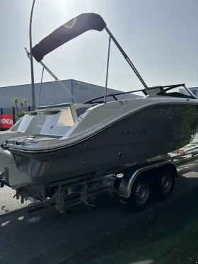 Лодка Bayliner C21, снимка 2