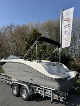 Лодка Bayliner C21, снимка 3