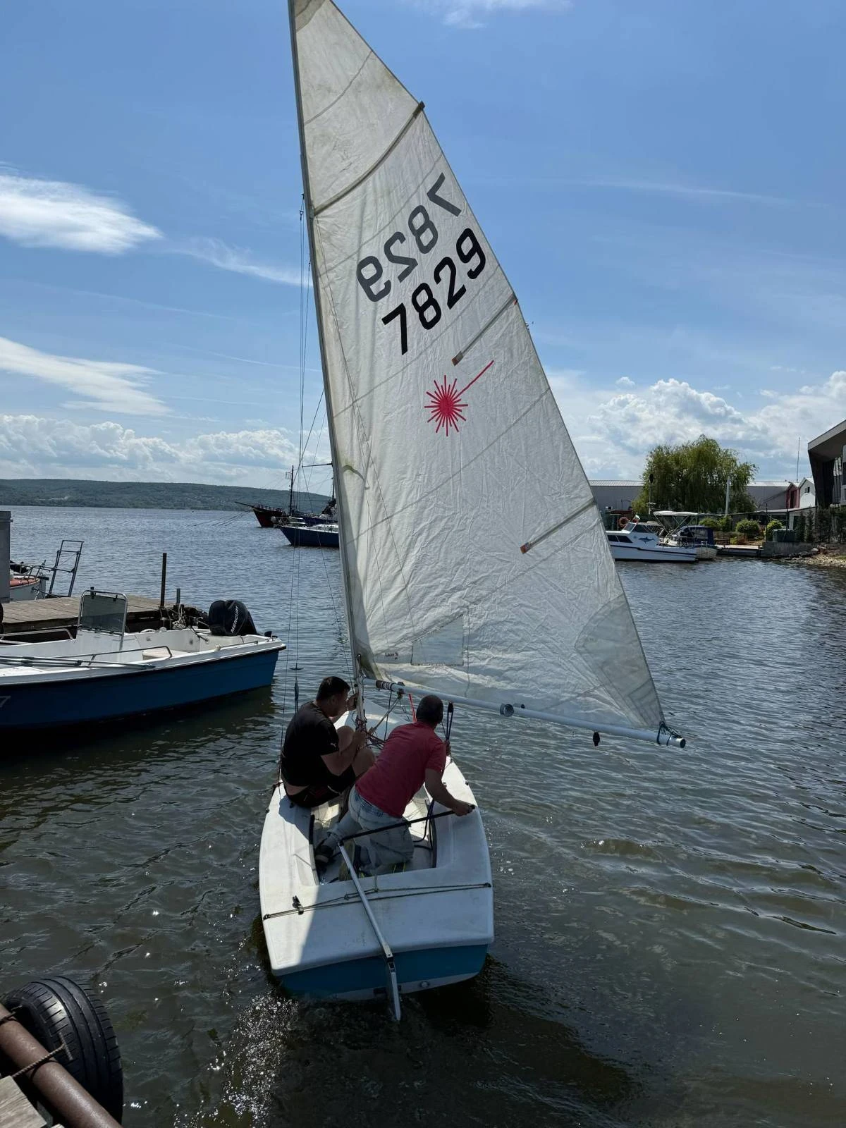 ���������� ����� Albica Laser 2 regata  | Mobile.bg � ����������� 6