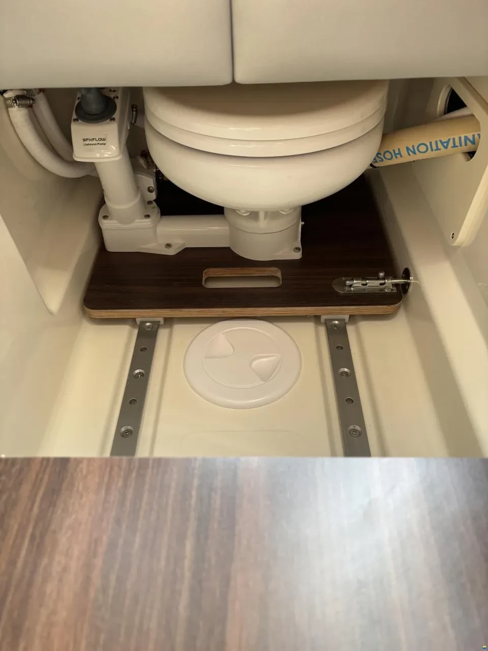 Лодка Bayliner C21, снимка 16 - Воден транспорт - 54681637
