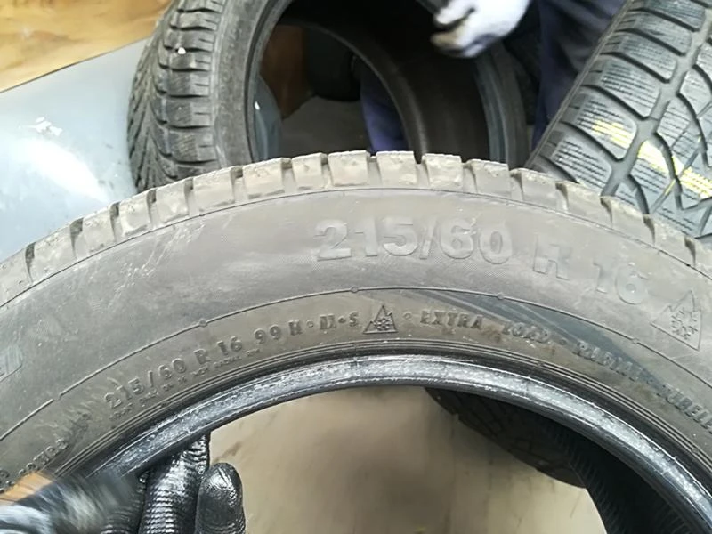 Гуми Зимни 215/60R16, снимка 5 - Гуми и джанти - 23632388