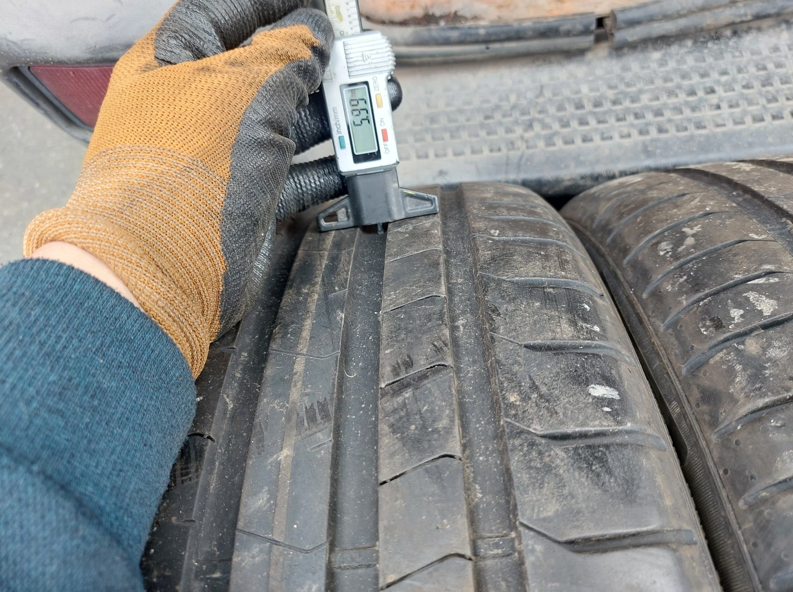 ���� 255/40R21 | Mobile.bg � ����������� 4