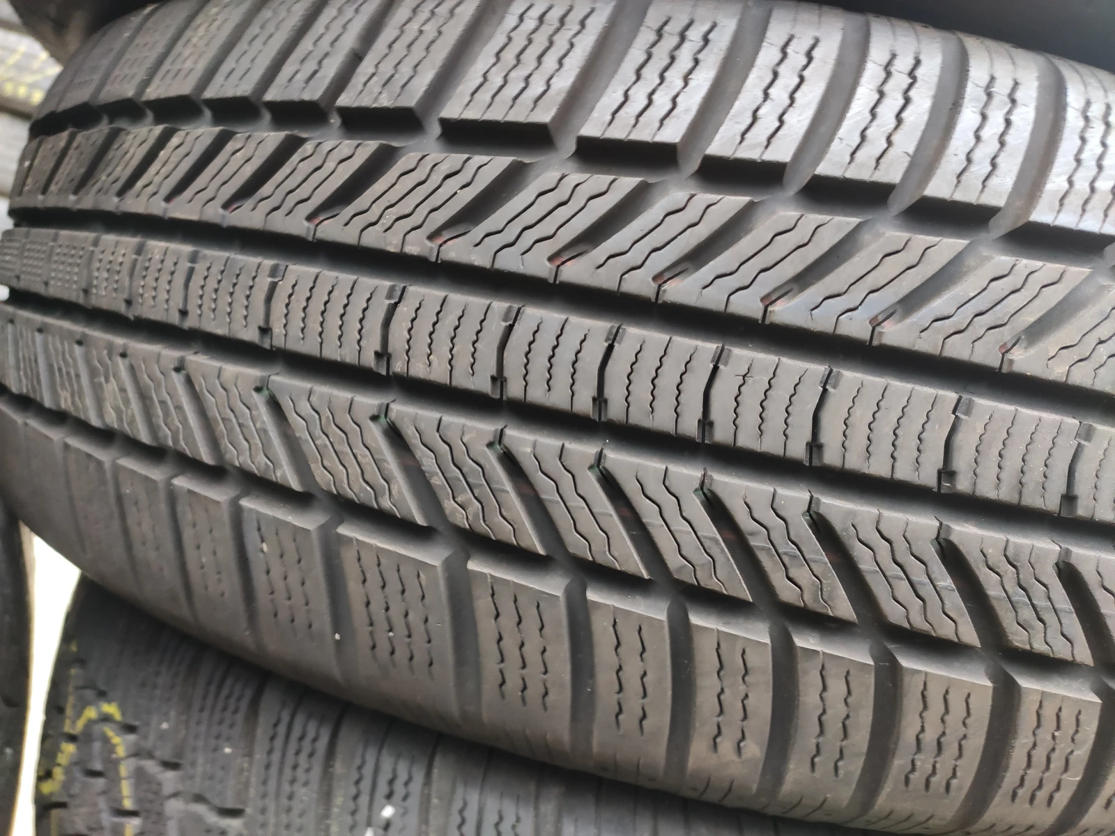  235/65R17 | Mobile.bg   4